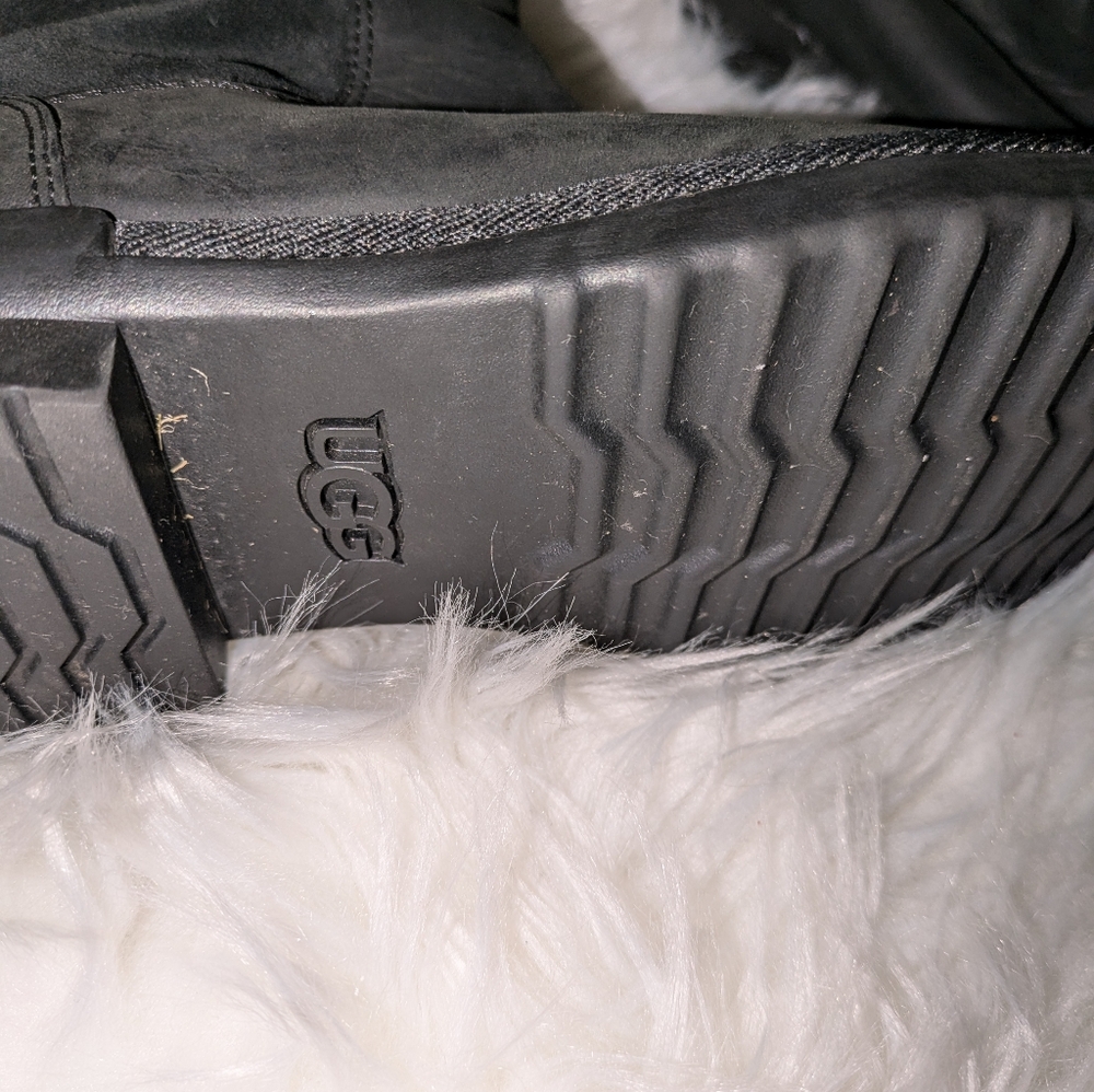 Uggs Winter Boot - image 4